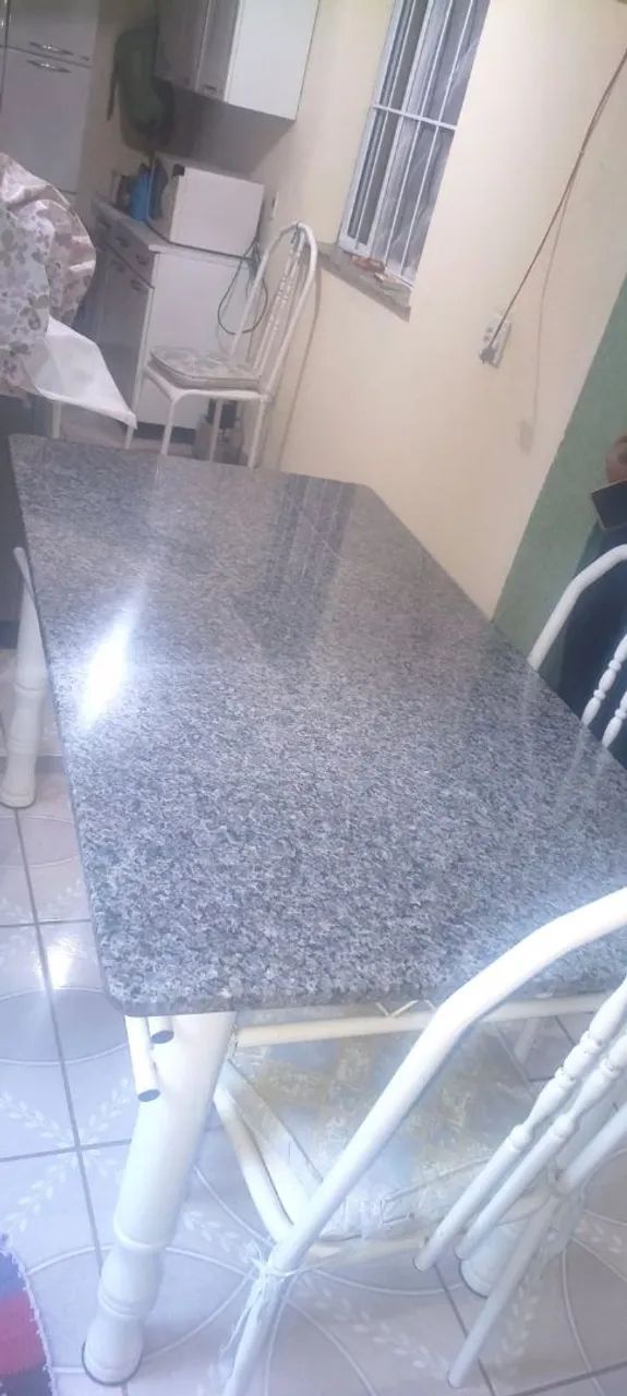 Mesa com cadeira  - Foto 2