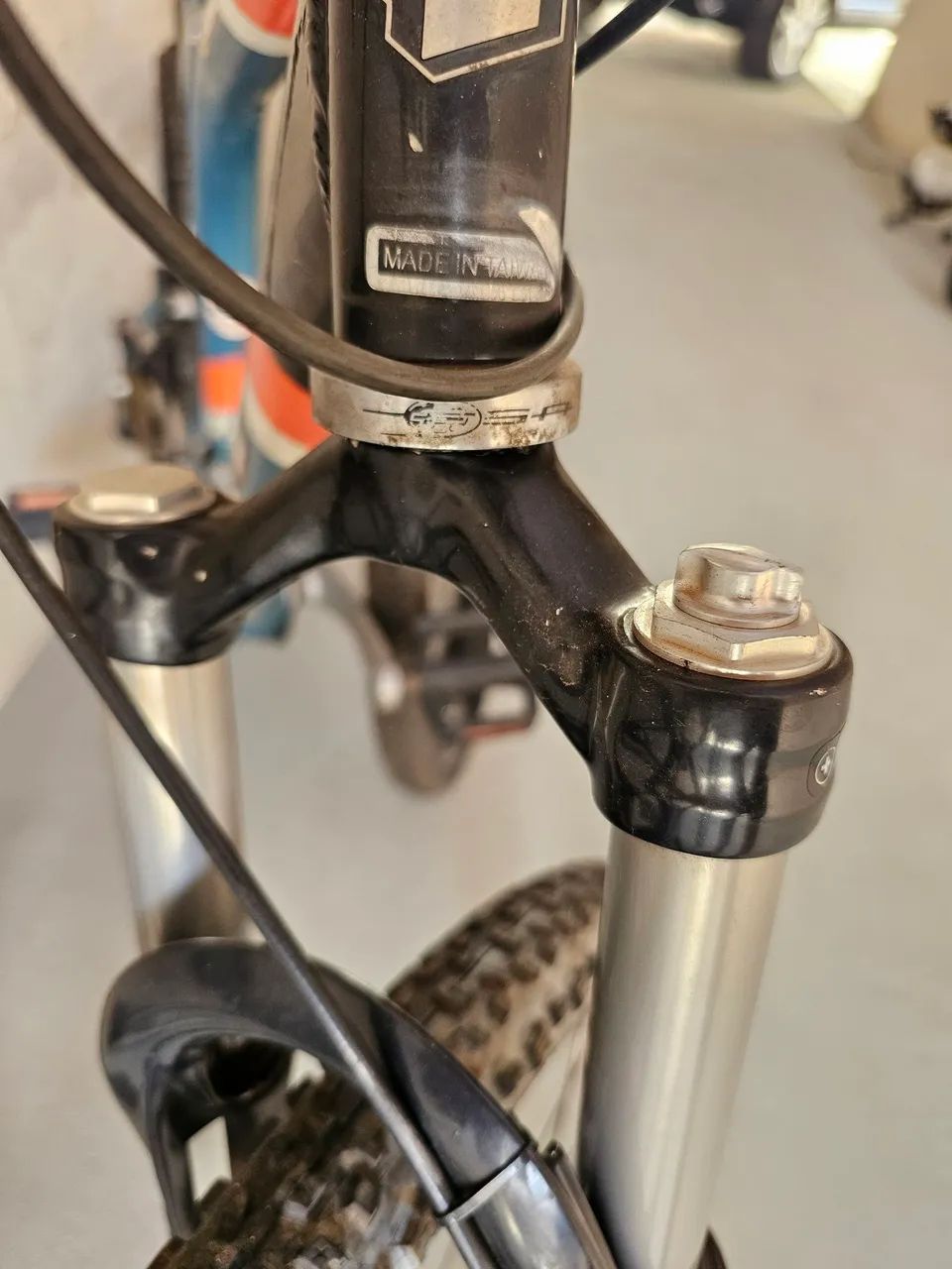 Suspensão de bicicleta 26 - Foto 2