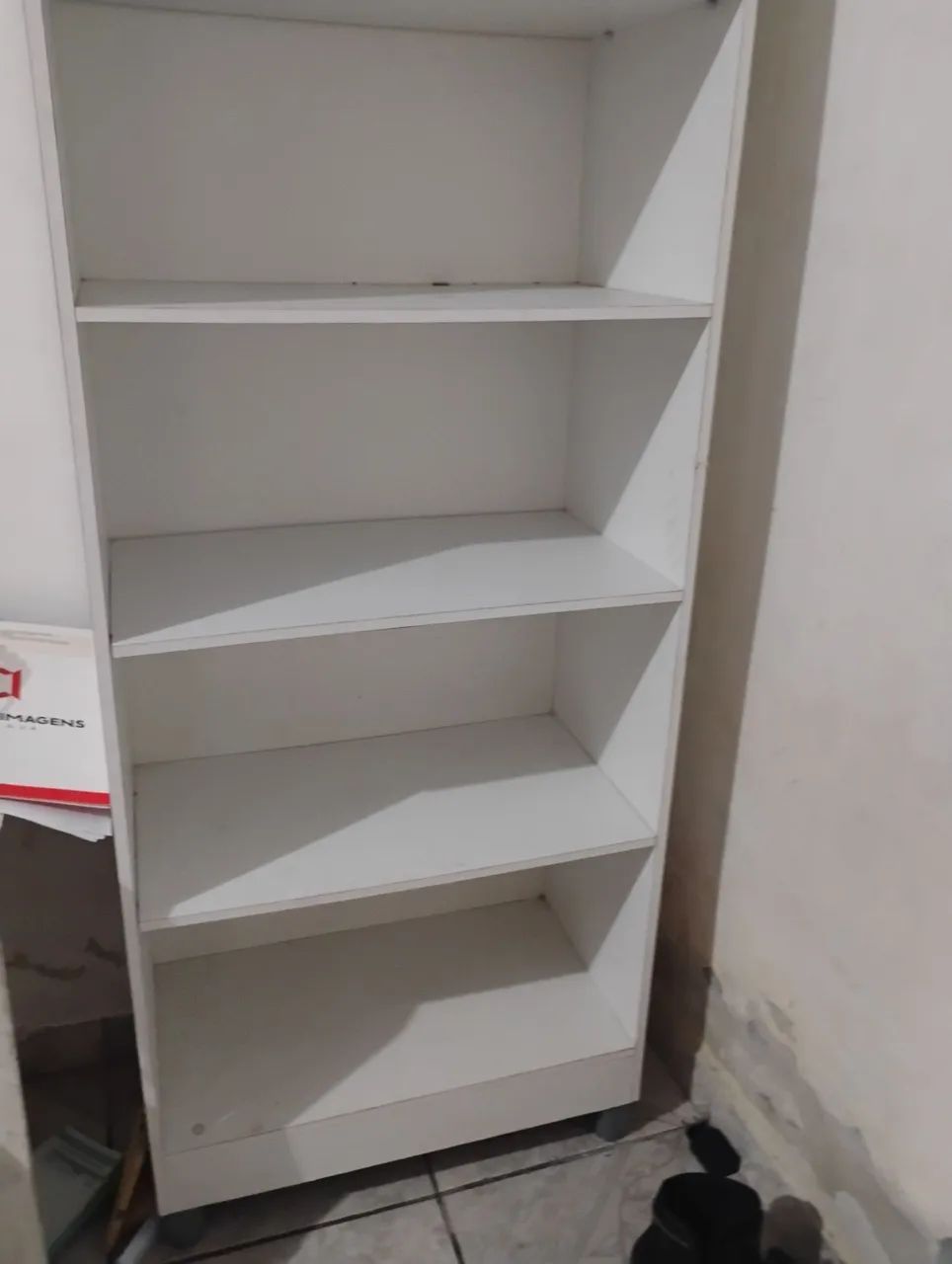 Armário Multiuso com cabideiro 