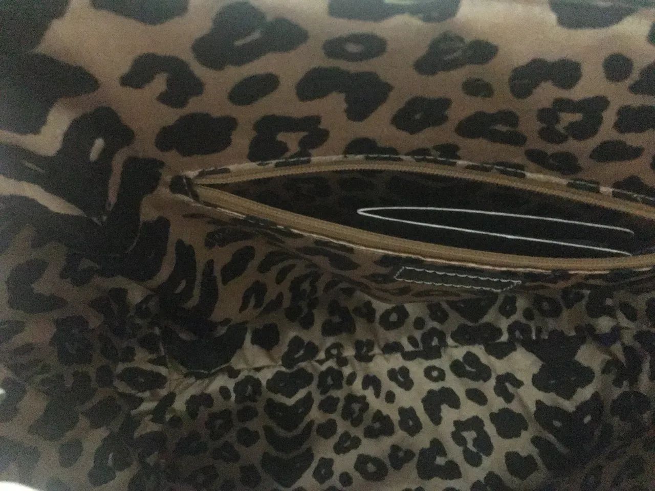 Vendo bolsa Victor Hugo legítima  - Foto 4