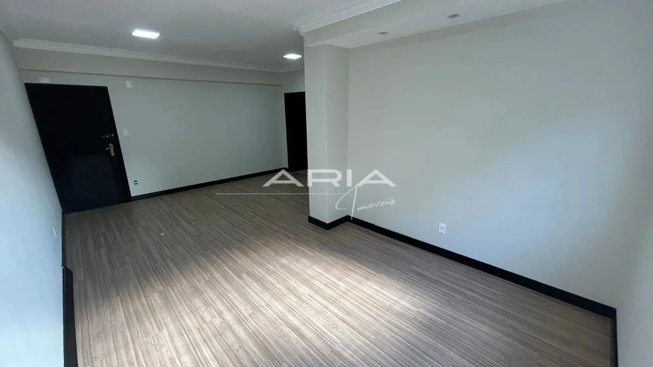 Apartamento à venda no Edifício Angélica no Centro de Londrina/PR - Foto 4