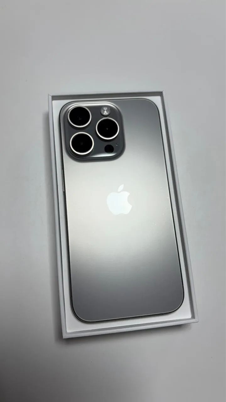 iPhone 15 pro seminovo - Foto 2