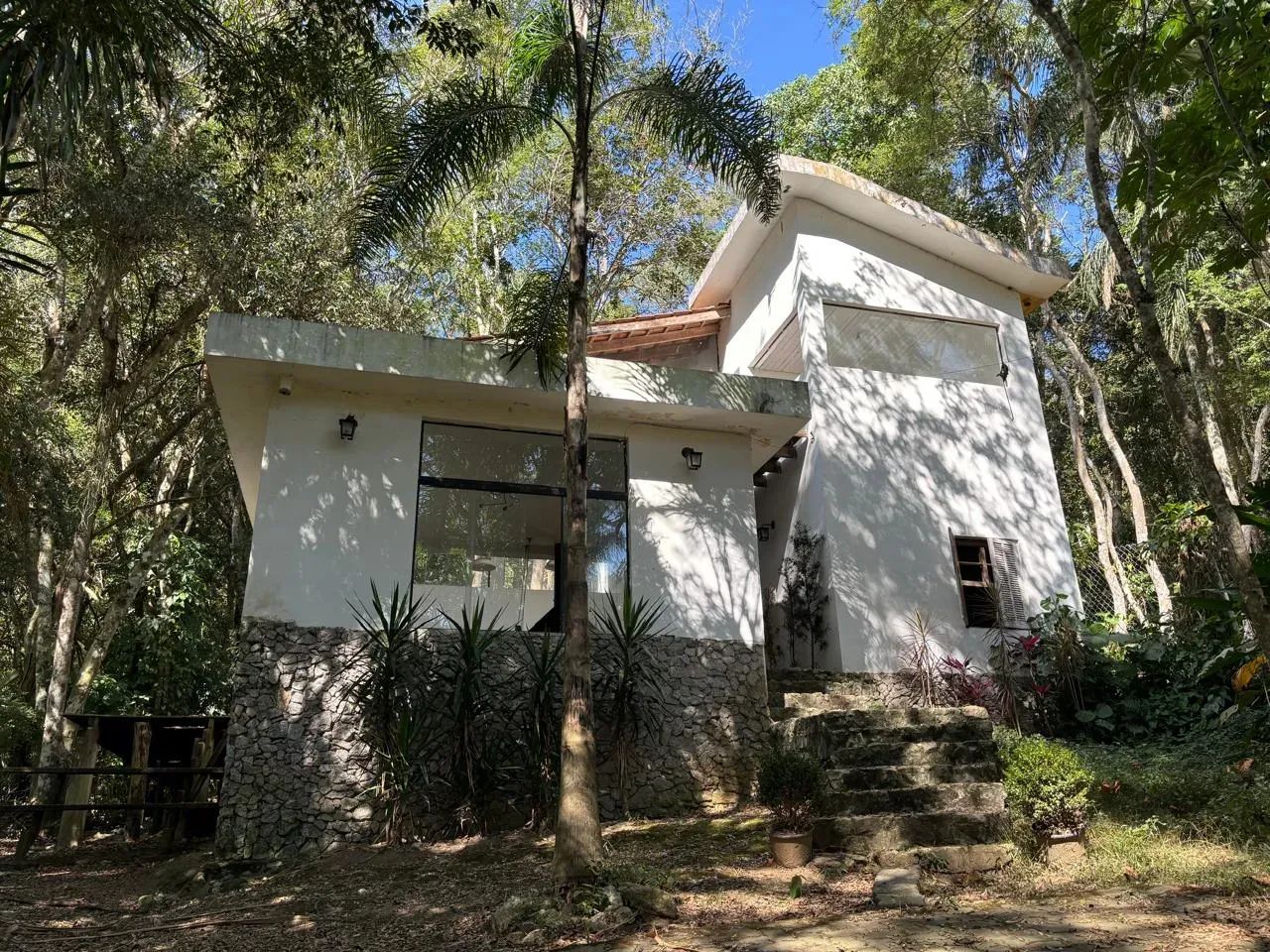 Chácara com dois dormitórios e área ampla com muito verde aos redores - Foto 3