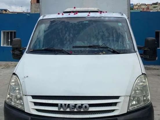 Iveco Daily 35s14 3.0 16V Turbo Diesel Mec. 2010 2010