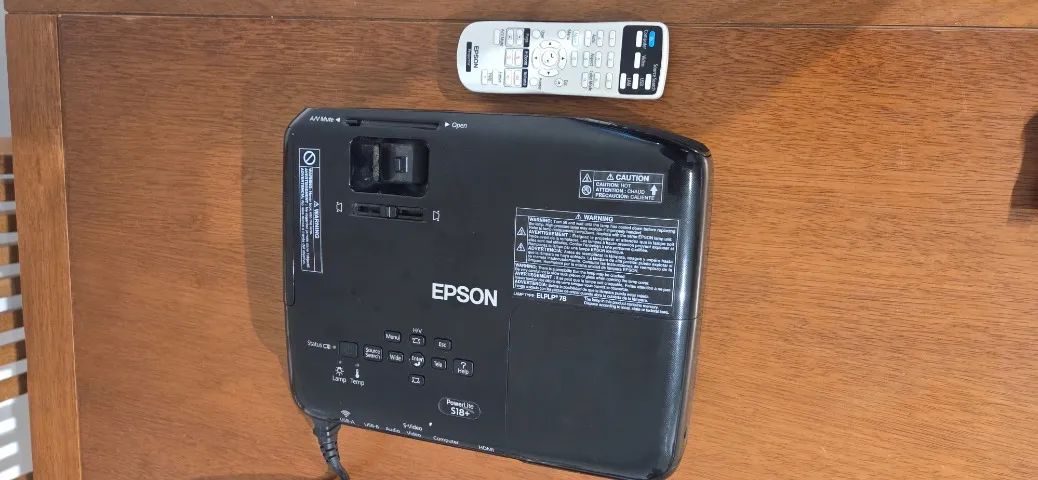Projetor Epson PowerLite S18+ - Foto 3