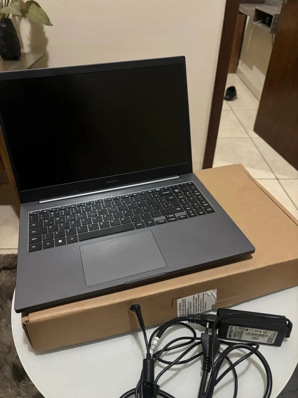 Notebook Samsung Book Intel Core i3 4GB - 256GB SSD 15,6 - Foto 2