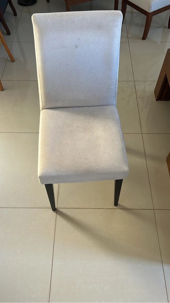 mesa de vidro com dez cadeiras - Foto 3