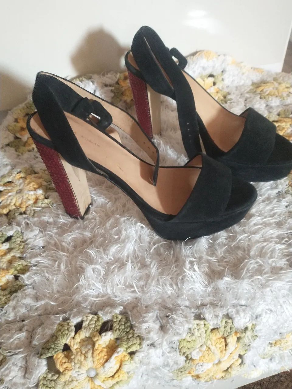 Sandália Zara n37 semi nova - Foto 4