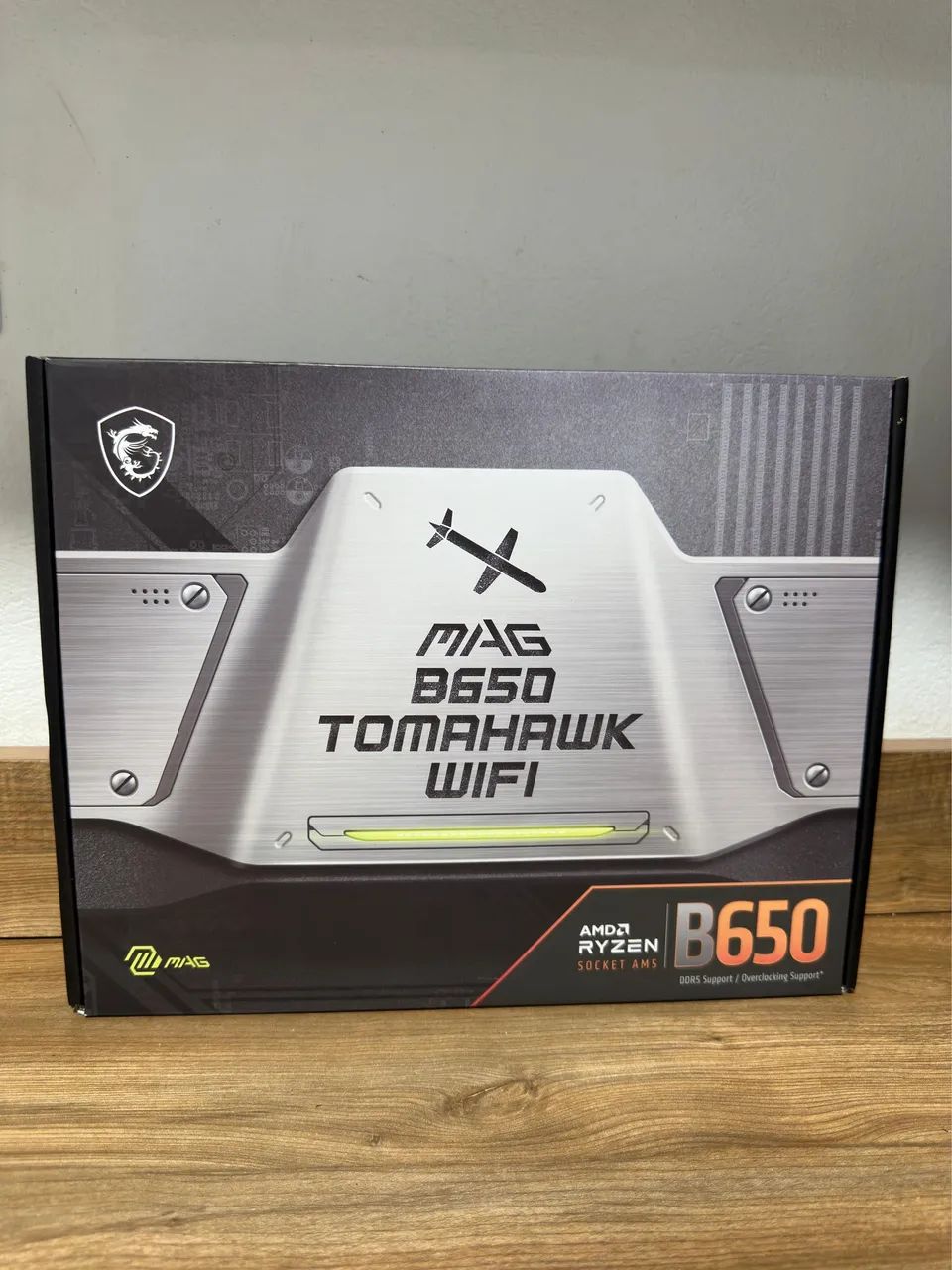 Placa mãe Mag Msi B650 Tomahawk Wi-Fi