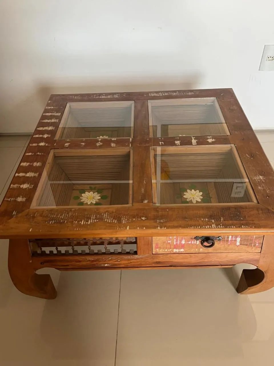 Mesa de centro pés de tartaruga.  - Foto 3