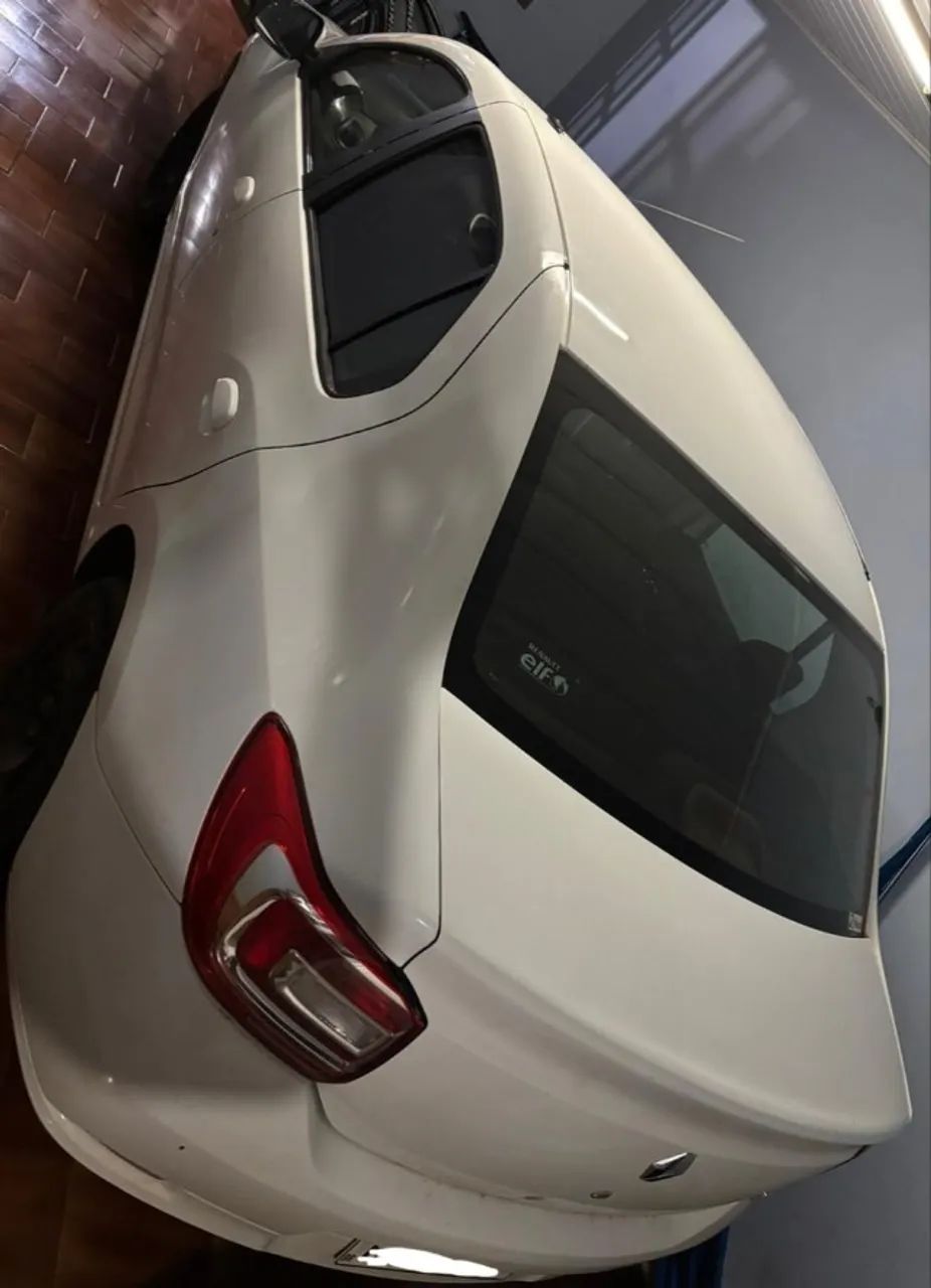 Renault Logan Expression Flex 1.6 16V 4P 2017 - Foto 4