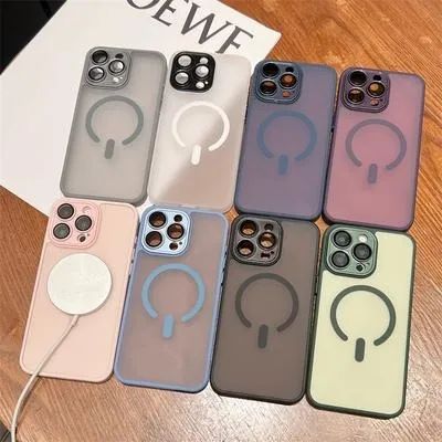 10 Capa Para Celular Premium Magsafe Fosca e Proteção na Câmera