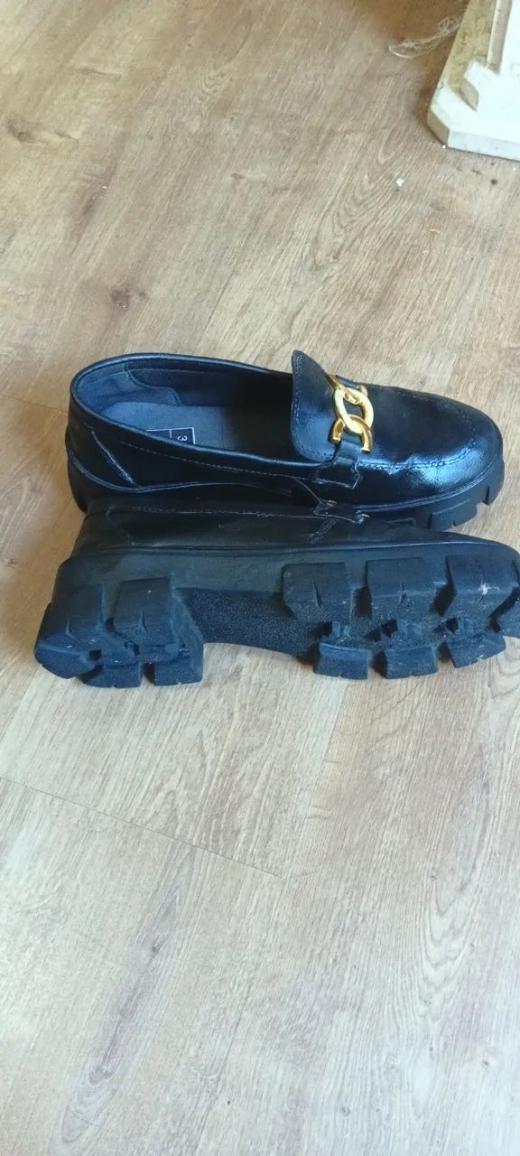 Sapato Oxford preto tratorado - Foto 5