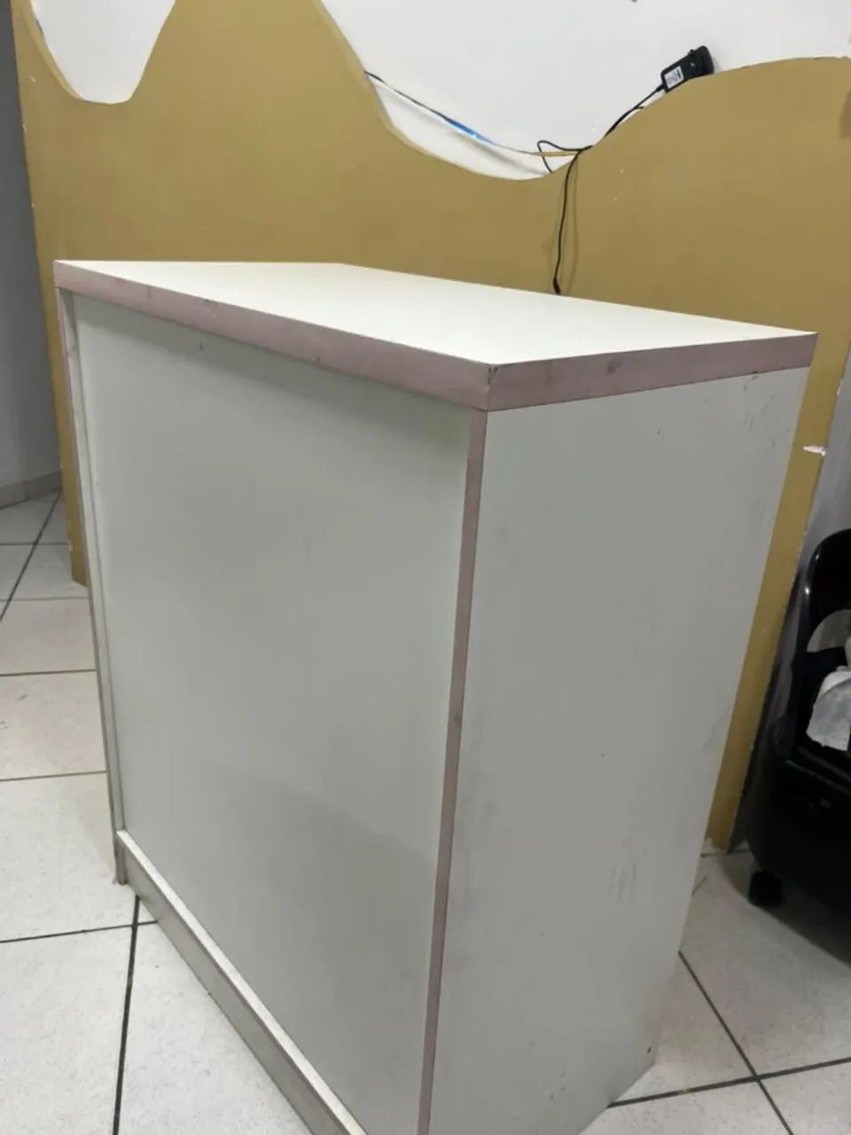 Vendo balcão expositor loja de roupa  - Foto 2