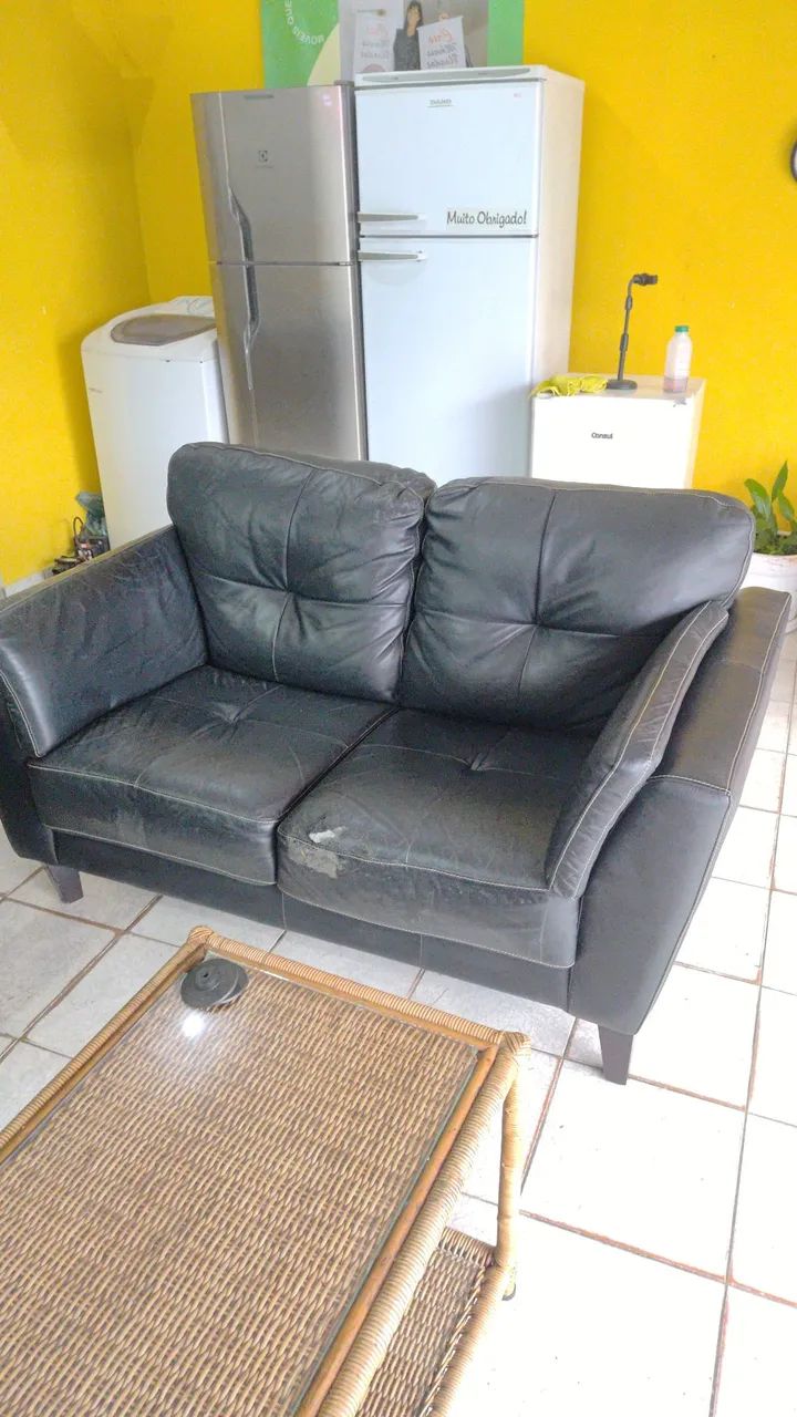 Jogo de sofa couro legítimo , peça de mostruário com avaria - Foto 2