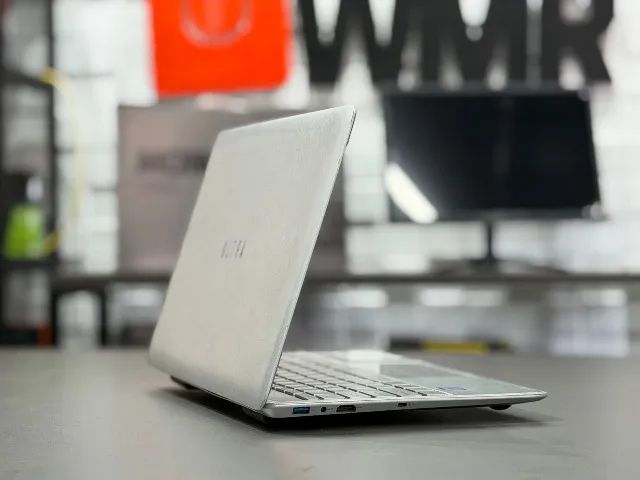 Notebook Ultra Slim i3-7ª | SSD 120GB | Compacto e Rápido