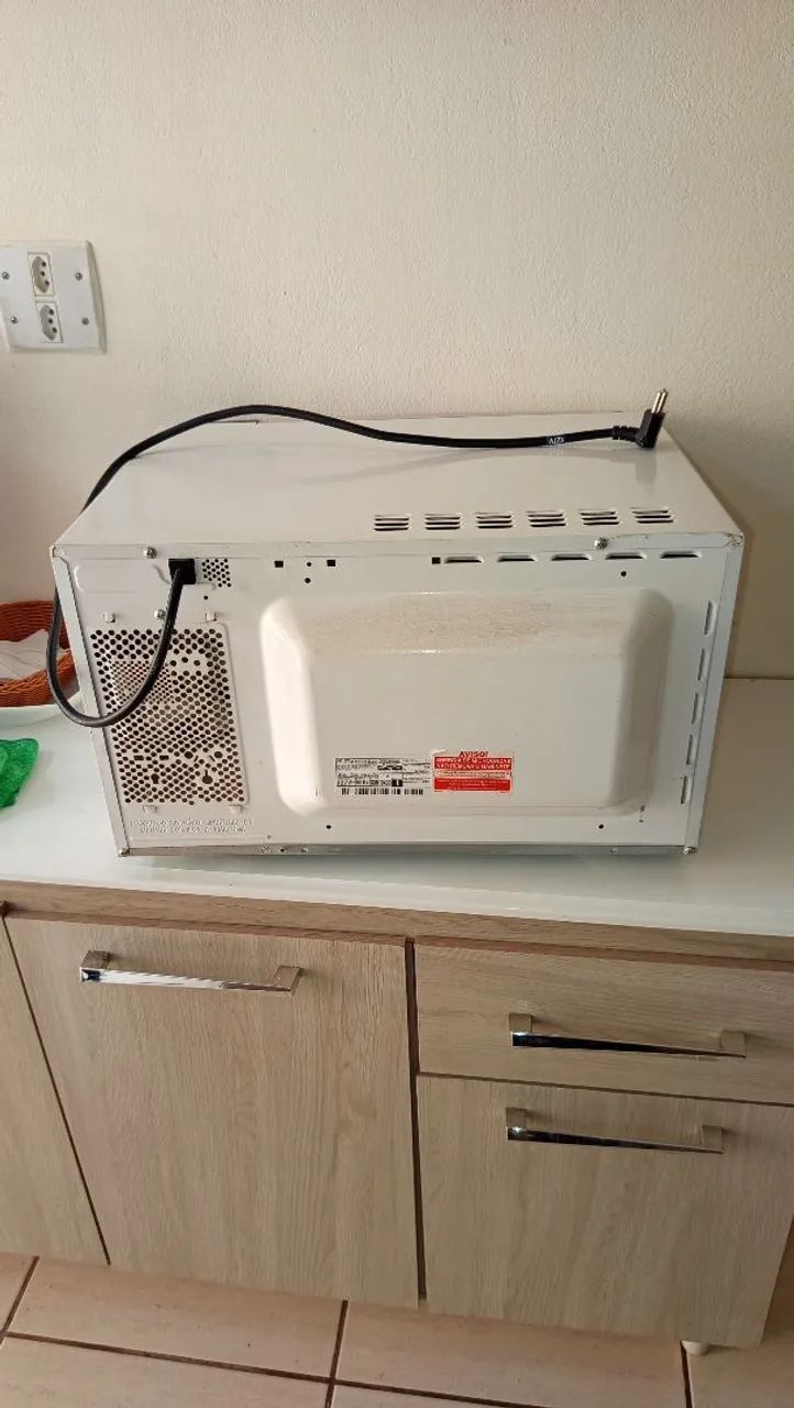 Microondas ELETROLUX 110v - Foto 5