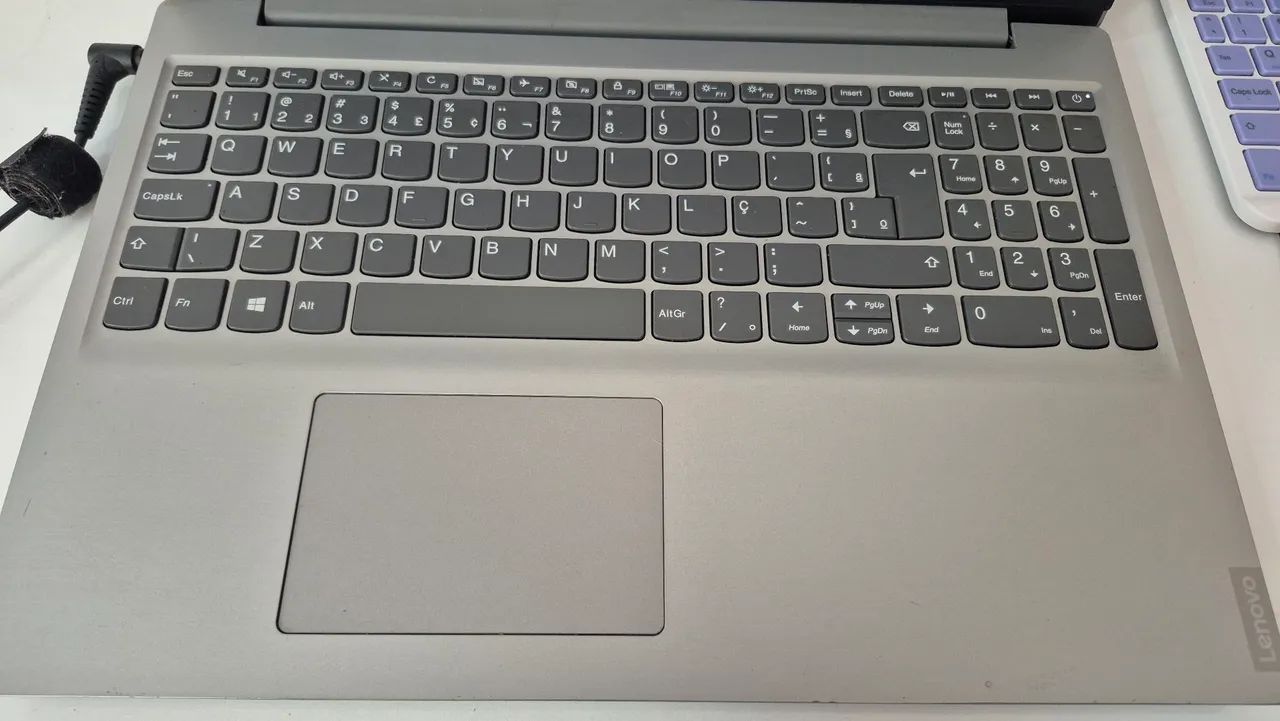Notebook LENOVO core i3 - Foto 2