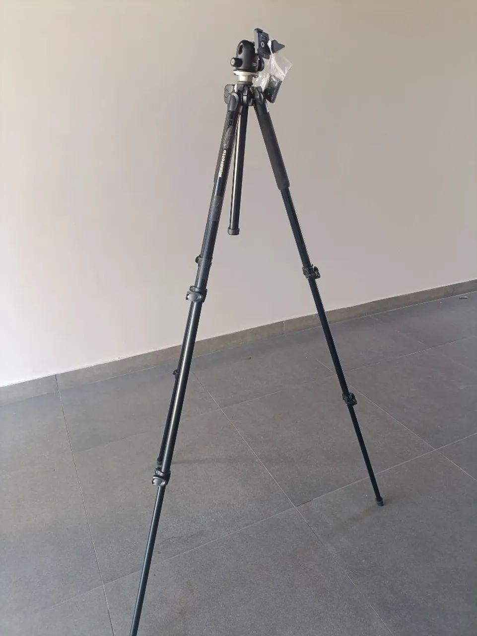 Tripé de câmera Manfrotto - Foto 3
