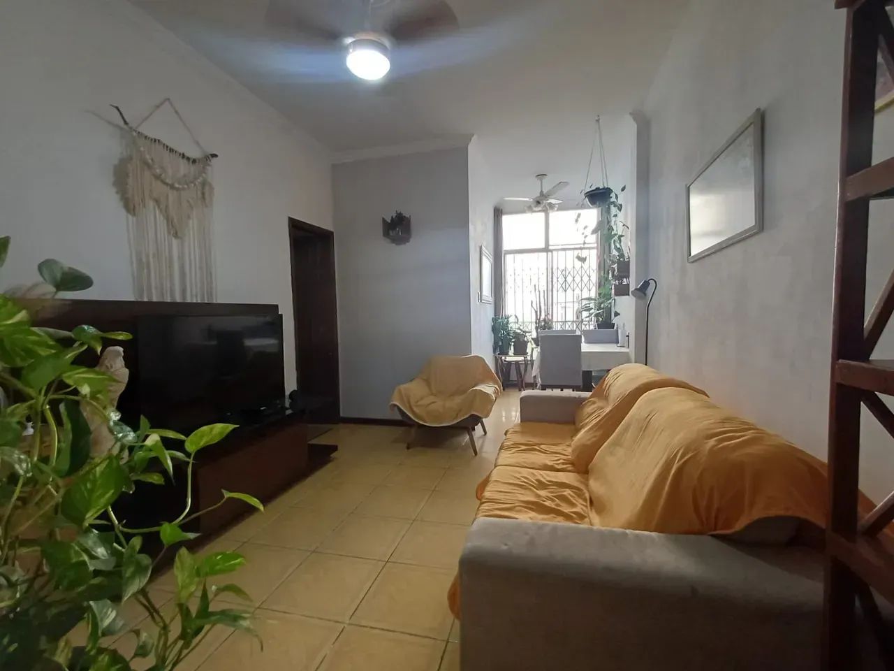 RUA MARQUÊS DE VALENÇA APARTAMENTO DE 3 QUARTOS COM VAGA NA TIJUCA.