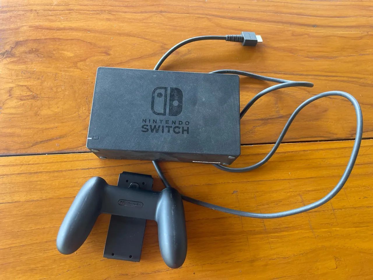 Nintendo Switch Standard (Joy-Con Azul/Vermelho Neon) + Dock e