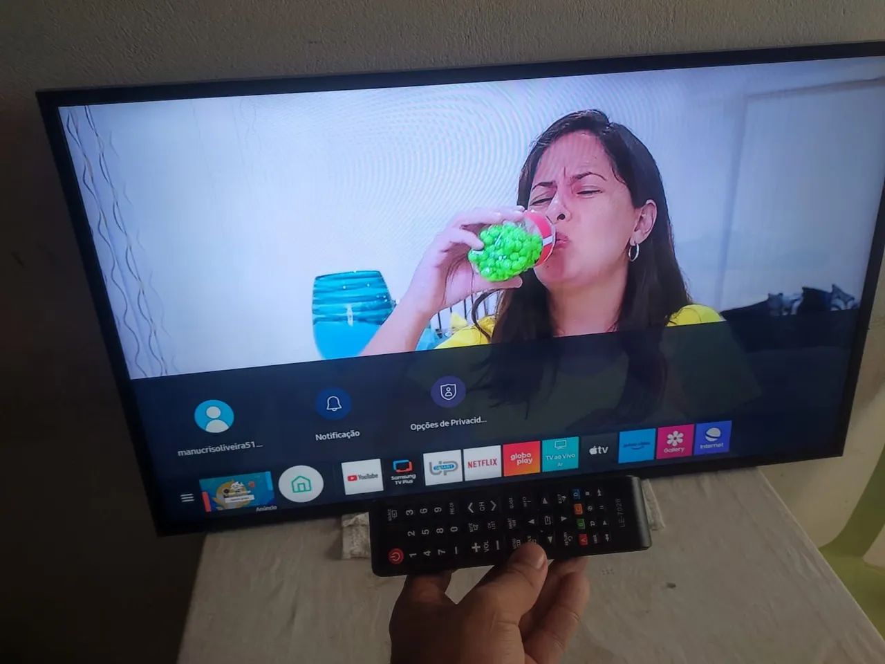 Vendo TV Samsung smart 43 polegadas 