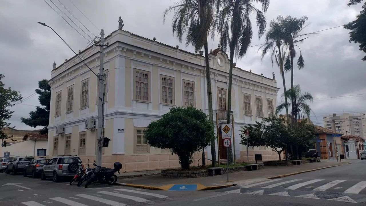 Prédio Comercial ( Centro )