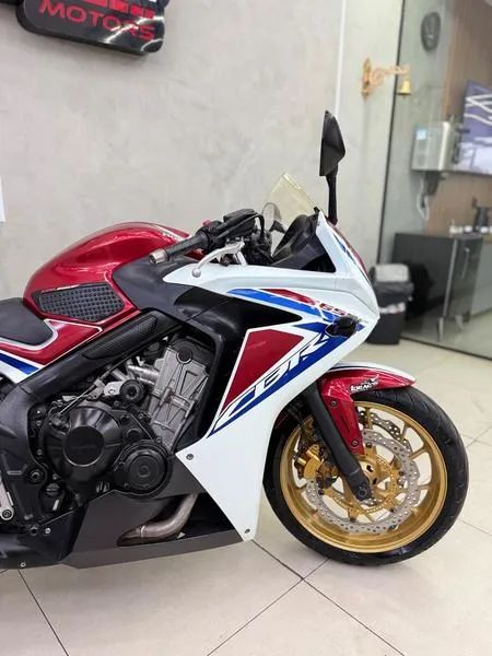 HONDA CBR 650F 2017 - Foto 4