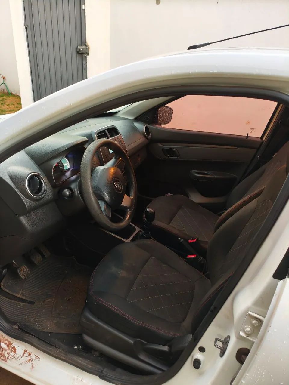 Renault Kwid Zen 1.0 Flex 12V 5P Mec. 2019 - Foto 4