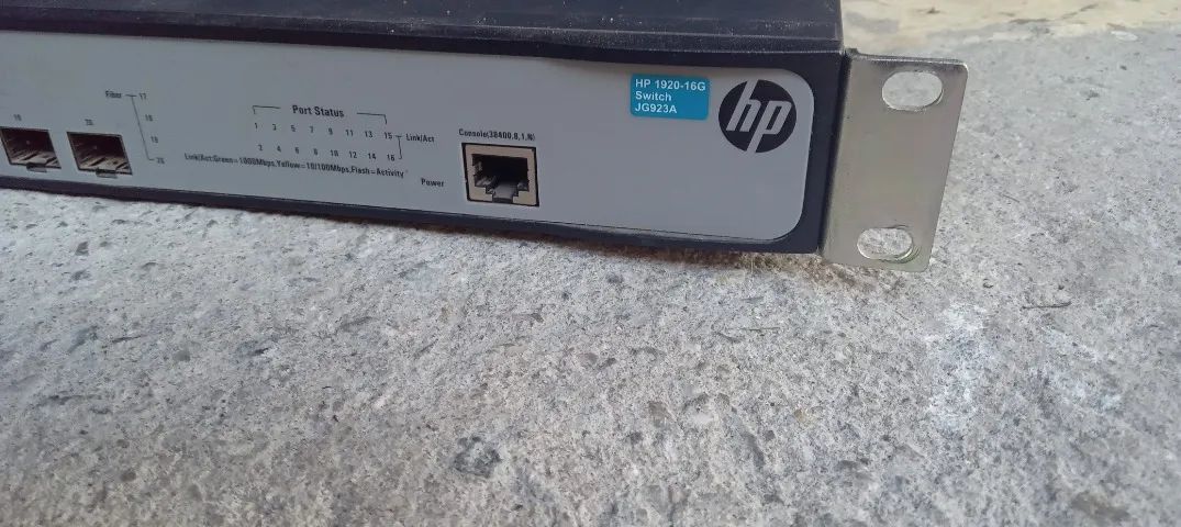 Switch HP 1920  ideal para pequenas e médias empresas - Foto 2