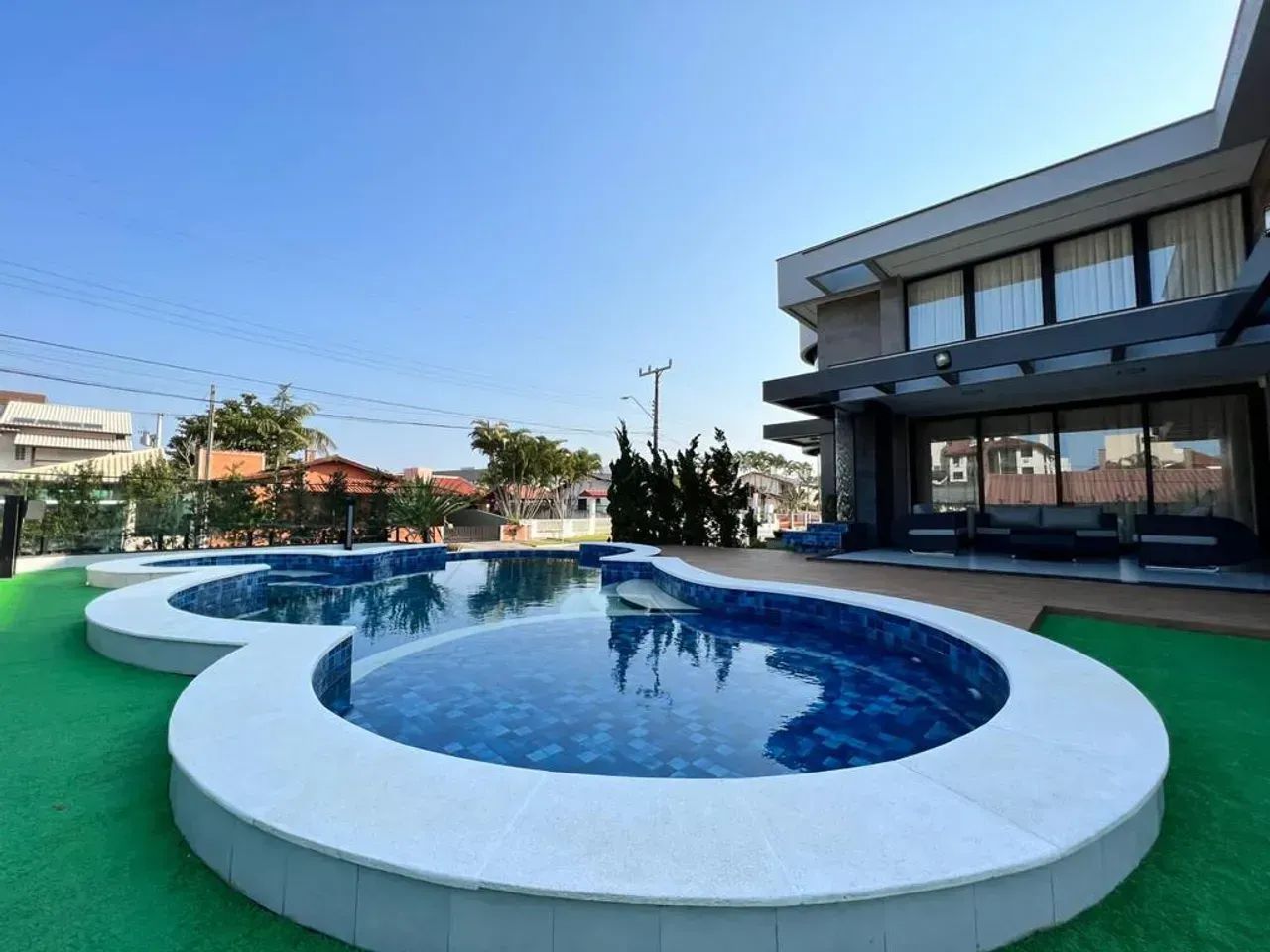 Imóvel para venda tem 782 metros quadrados com 5 quartos - Foto 4