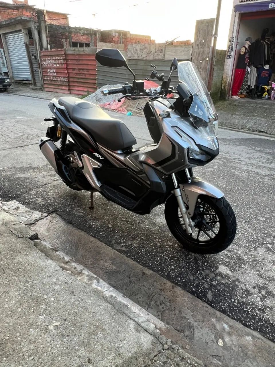 ADV 150 2023 - Foto 3
