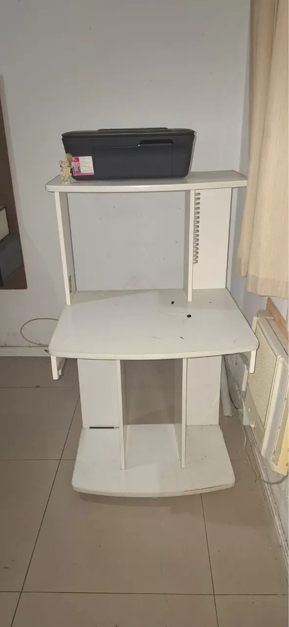 GUARDA ROUPA+COMODA+MESA PARA PC+RACK - RETIRADA URGENTE !
