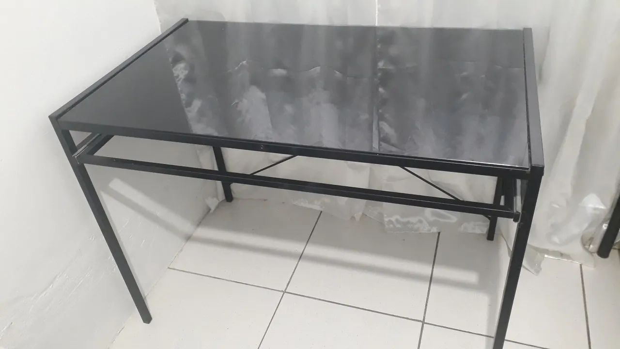escrivaninha de vidro
