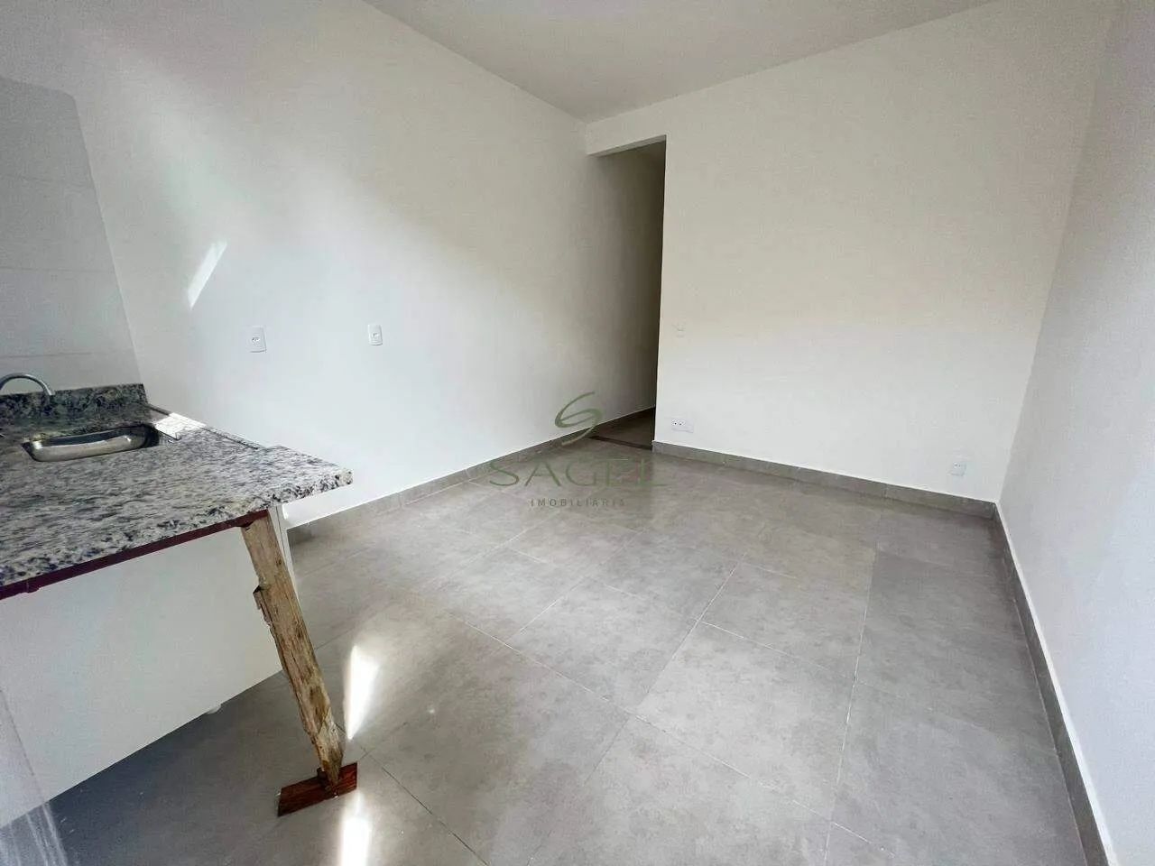Casa com 2 quartos para alugar no Calafate - Foto 2