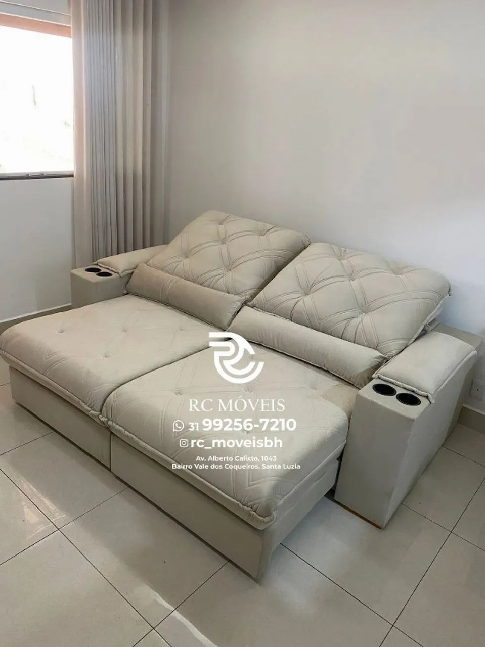 Sofá Retrátil Reclinável Cuiabá com Porta Copos D33 Molas Ensacadas - Foto 4