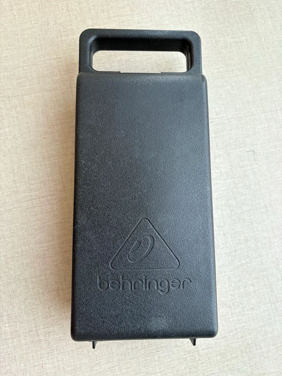 Microfone Behringer C-1 Condensador Cardioide cor prata - Foto 2
