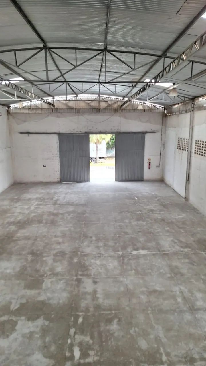 ALUGO GALPÃO NO EUSÉBIO COM 338M², EXCELENTE LOCALIZAÇÃO - Foto 2