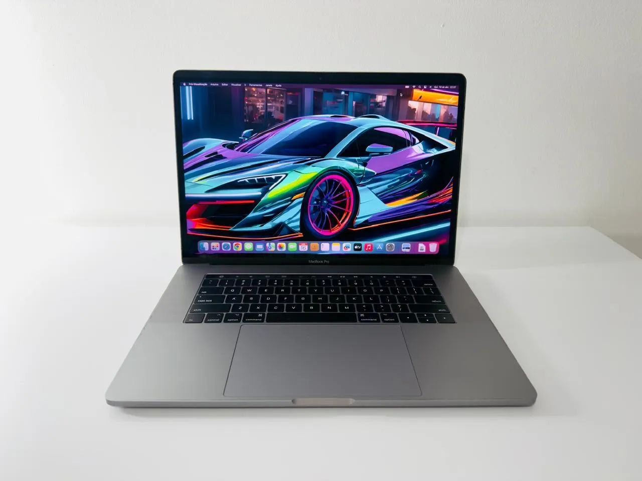 MacBook Pro-TouchBar-I7-16Gb Ram-Ssd 512Gb-Tela 15.4Retina-Amd 4GB