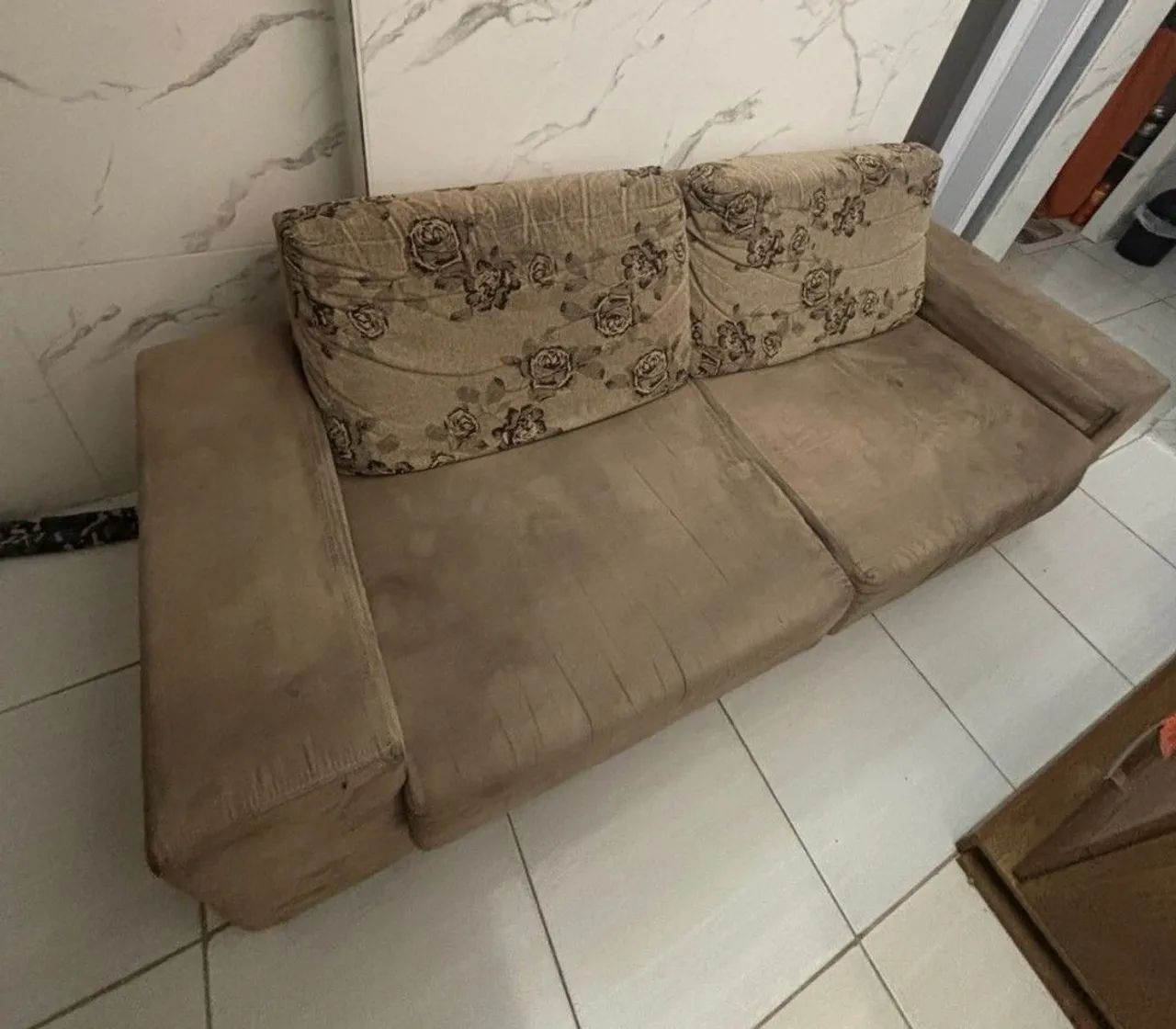Sofa  130, 00