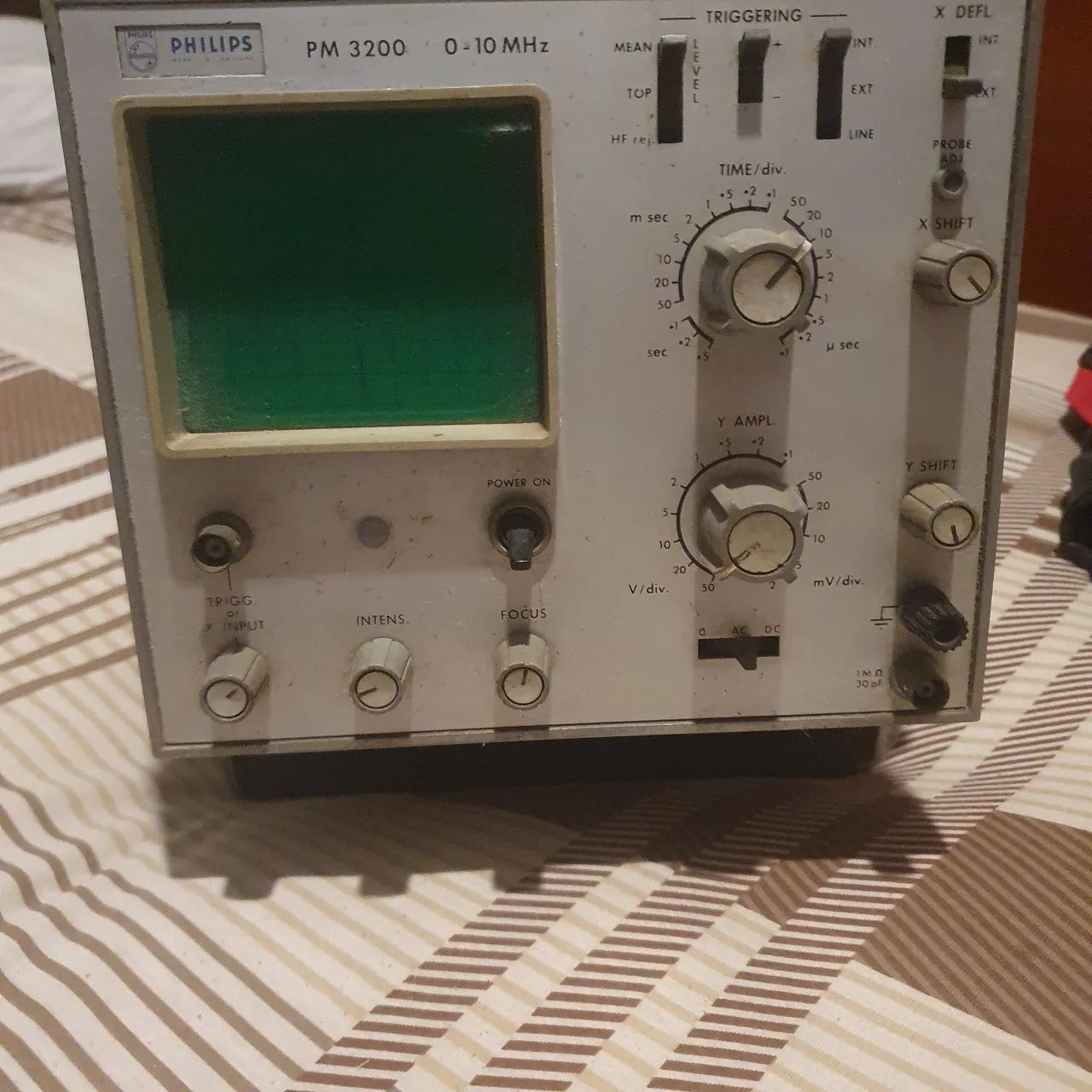 Osciloscópio analógico,  Philips PM 3200 / 0 - 10MH2