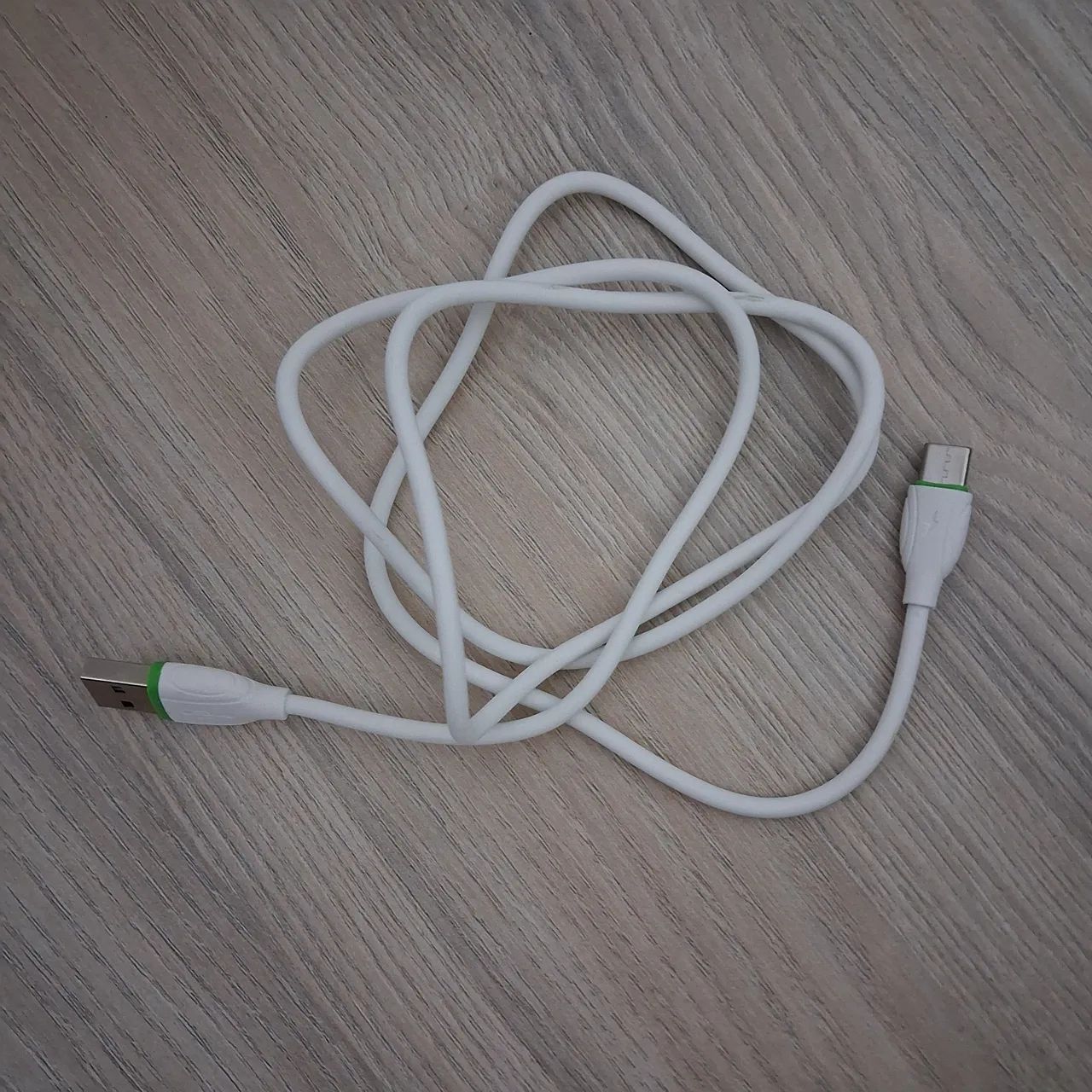 USB-C com 1 metro de comprimento - Branco - Novo - Foto 3