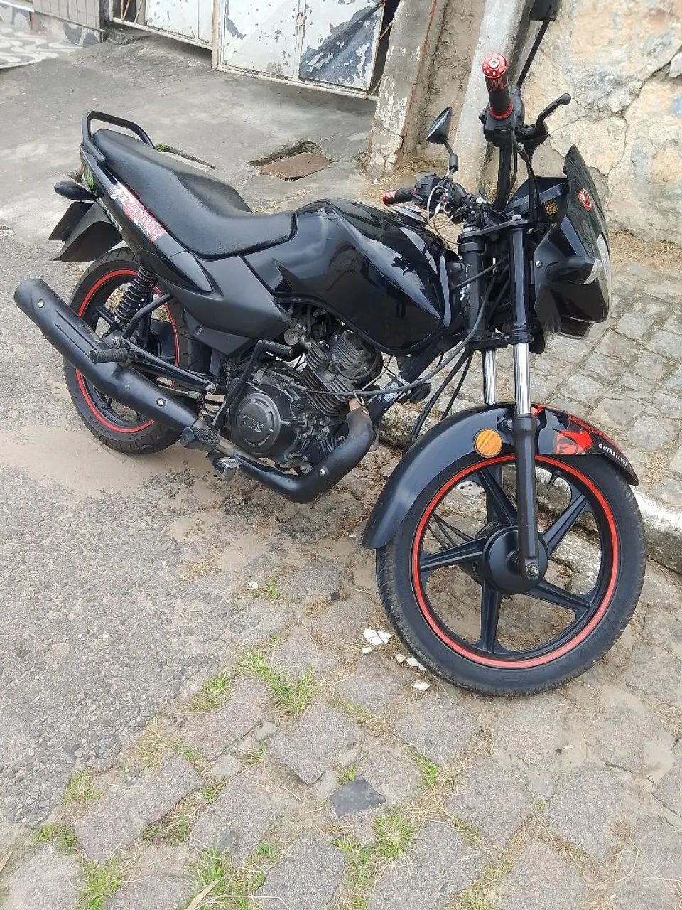 Vendo moto 