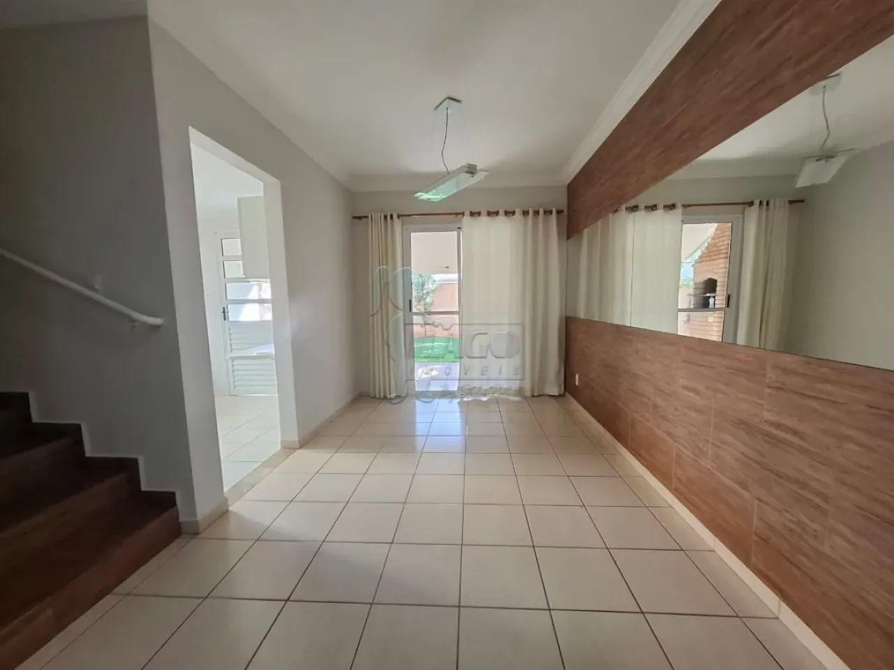Casa de 105m² com 03 quartos para locação - Vila do Golf