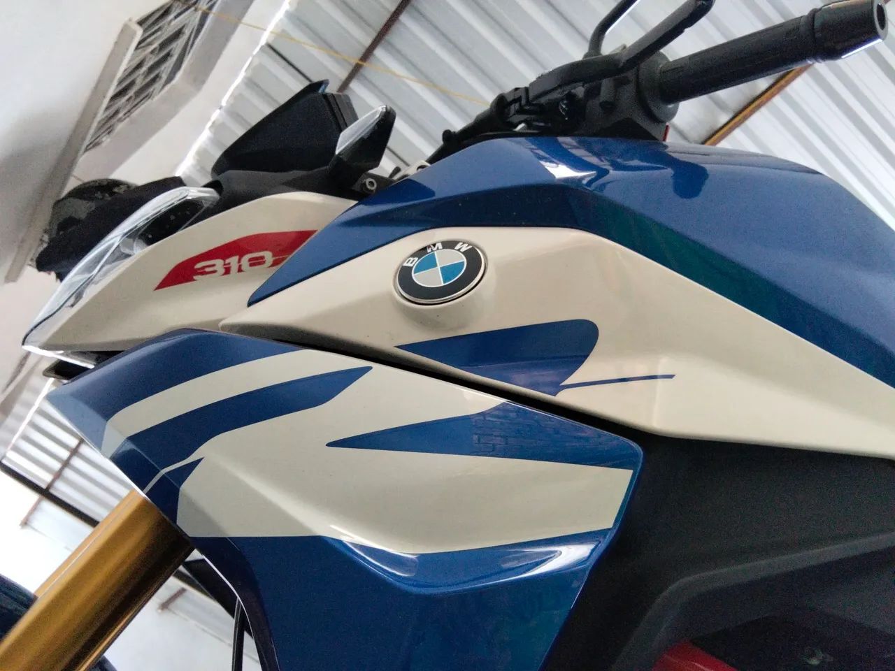 BMW 310 R  - Foto 4