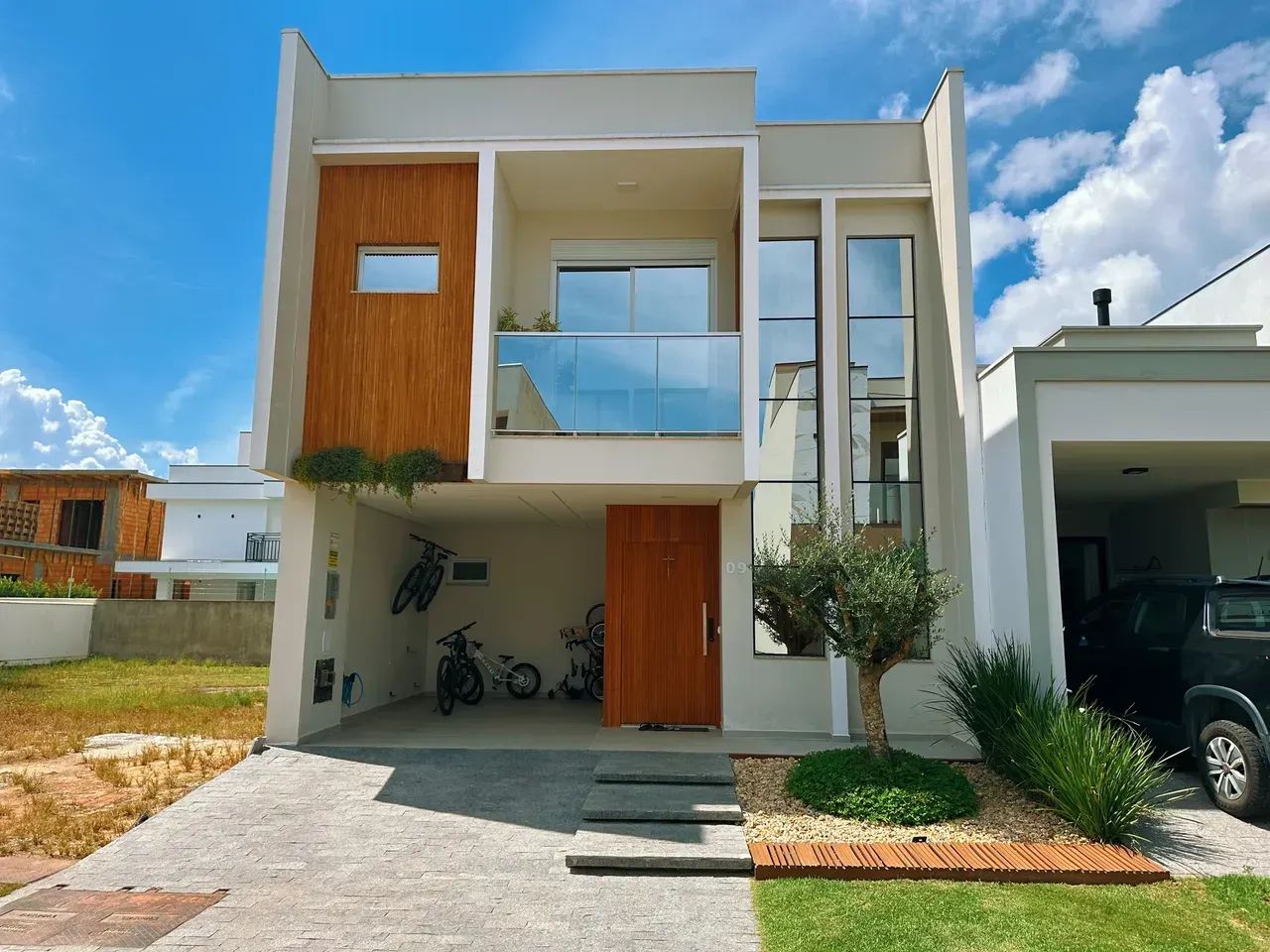 CASA MOBILIADA, DECORADA E AUTOMATIZADA COM O QUINTAL MAIS ACONCHEGANTE DO DELTAVILLE