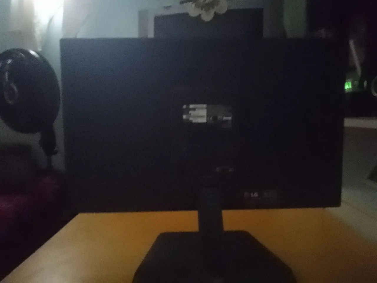 Monitor LG antigo entrada D sub  - Foto 2