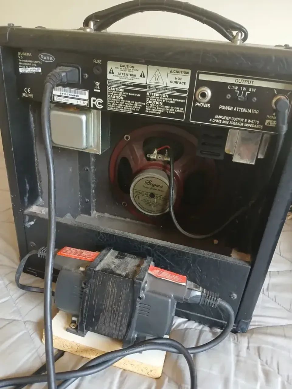 Amplificador Valvulado Bugera V5 Para Guitarra - Foto 3