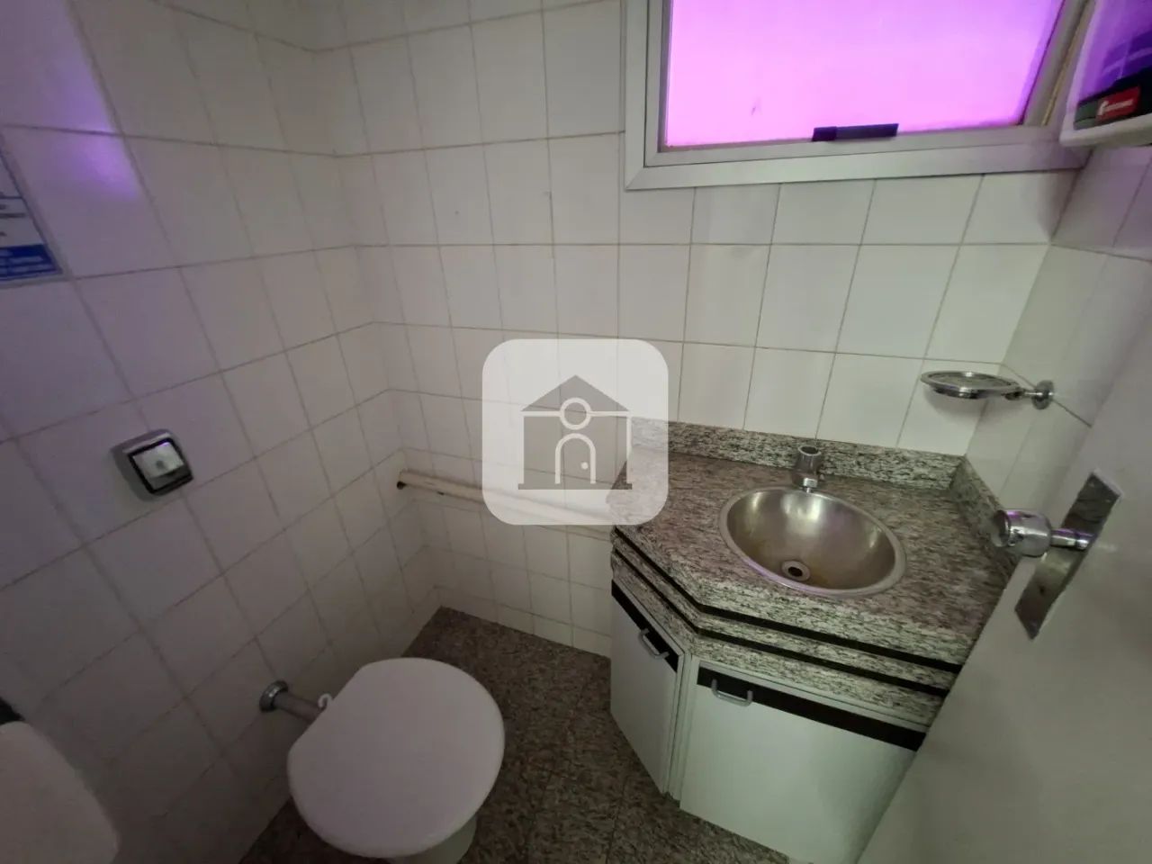 Sala comercial para venda no Centro de Uberlândia - Foto 8