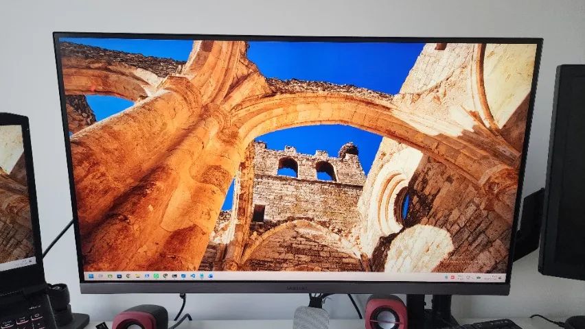 Monitor Samsung 28" 4K UHD UR550 (LU28R550UQLMZD) - IPS FreeSync - Foto 2